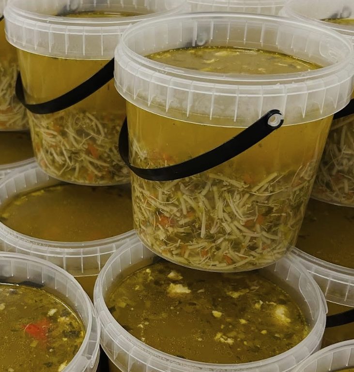 GROENTESOEP MET GEHAKTBALLETJES