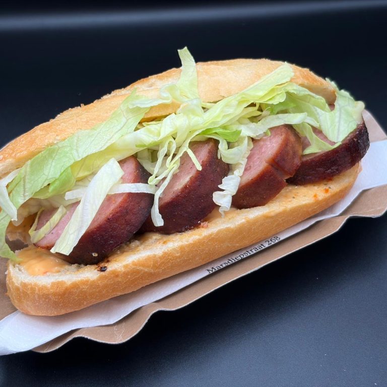 BROODJE WARME GRILLWORST SPECIAAL