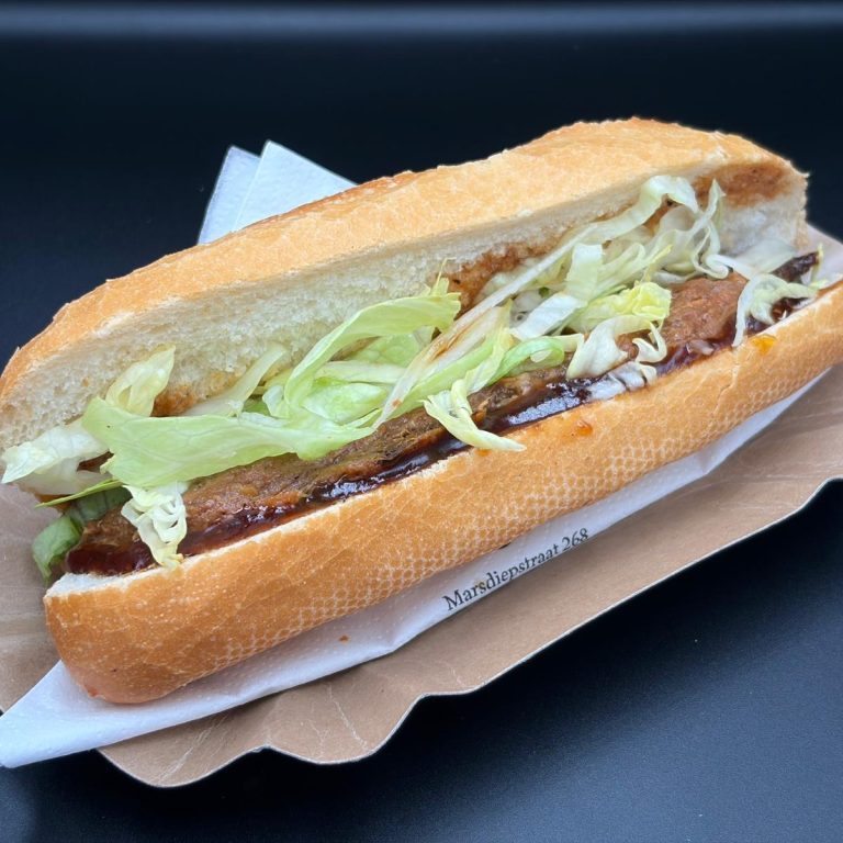 BROODJE PULLED PORK